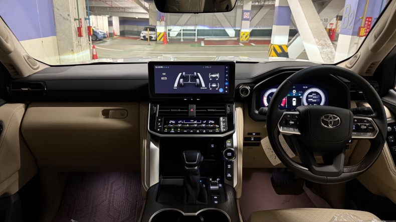 内装インパネ全体