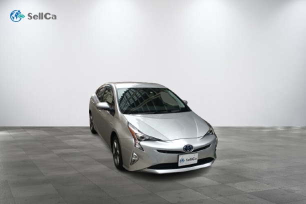 car_main_img