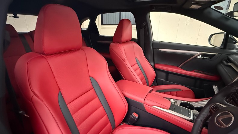 内装前方シート