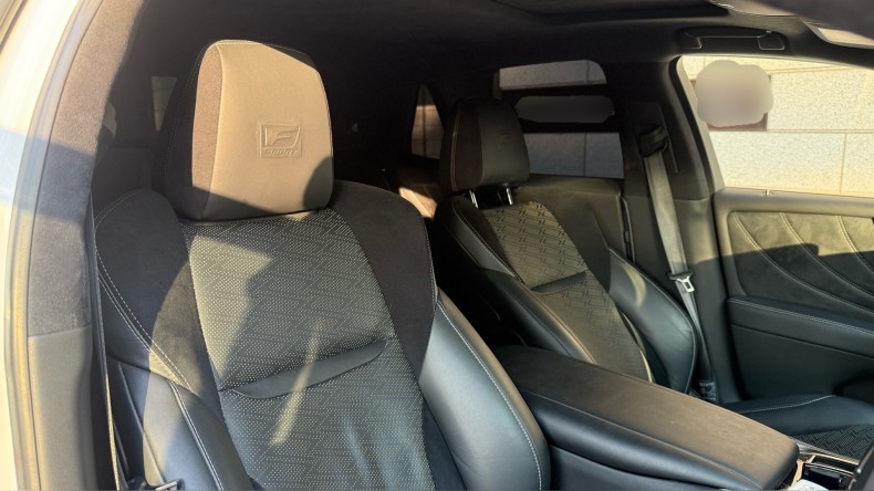 内装前方シート