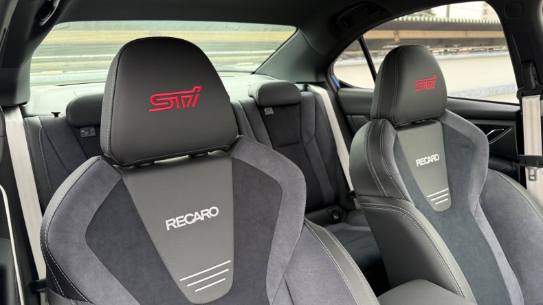 内装前方シート