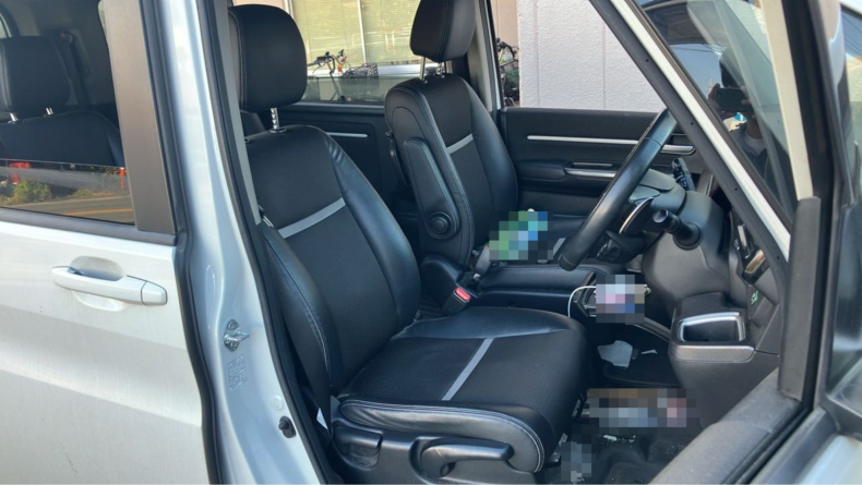 内装前方シート