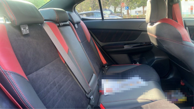 内装後方シート