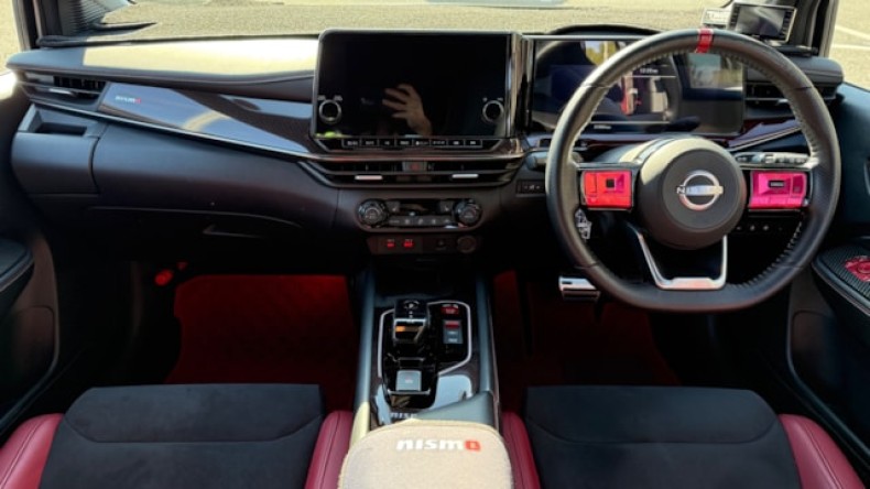 内装インパネ全体