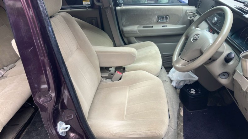 内装前方シート