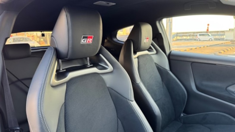 内装前方シート