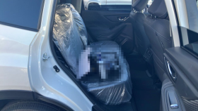 内装後方シート