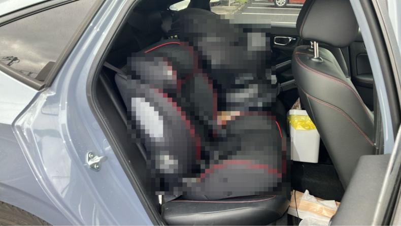 内装後方シート