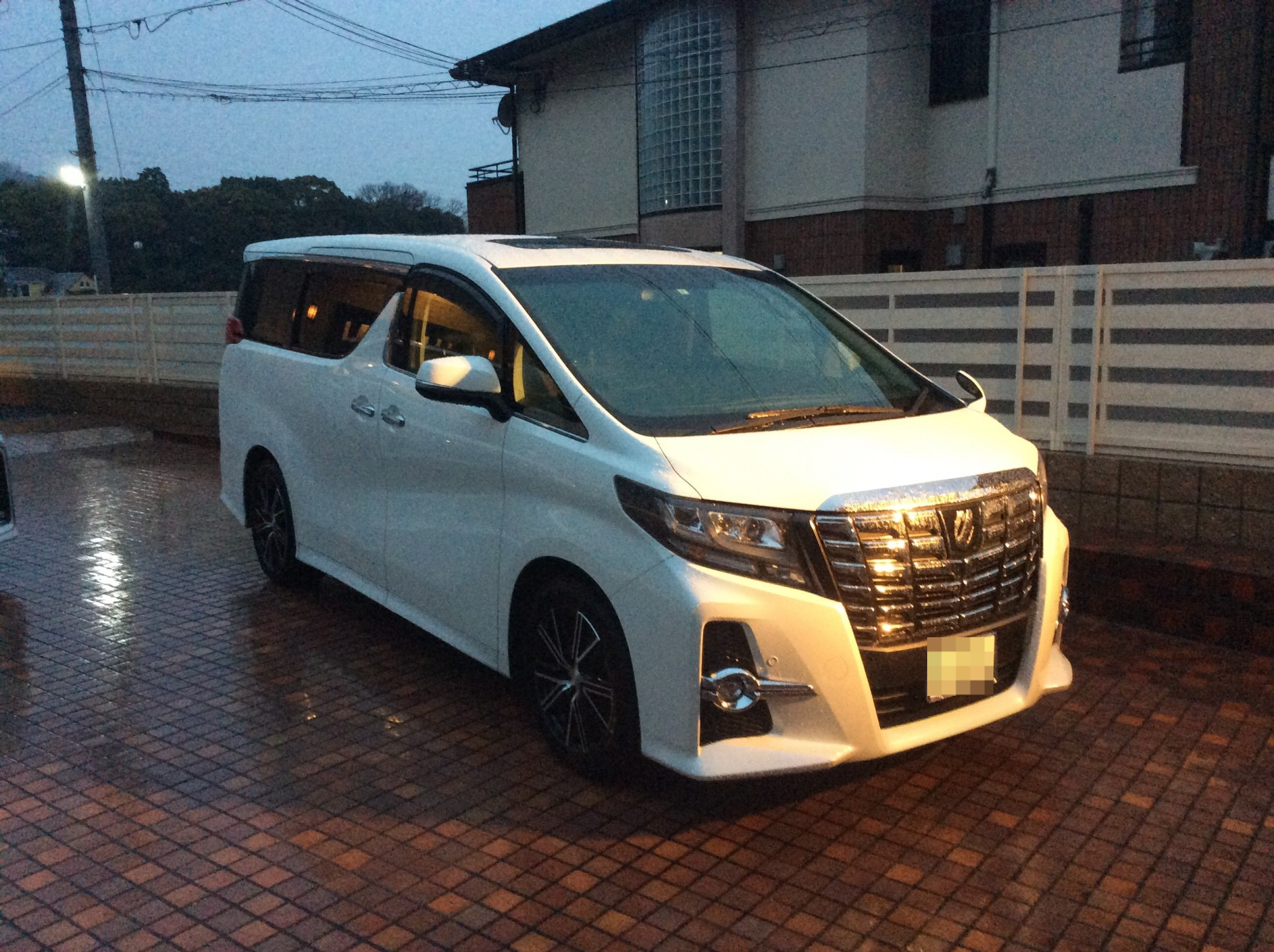 トヨタ アルファードの売買実績画像