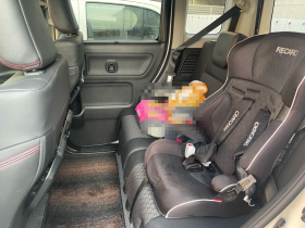 内装後方シート