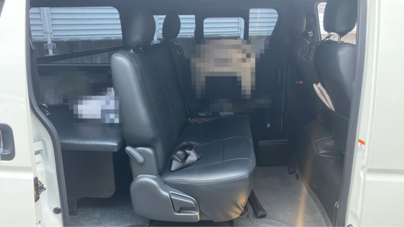 内装後方シート