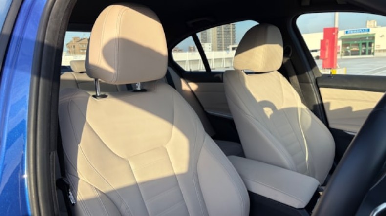 内装前方シート