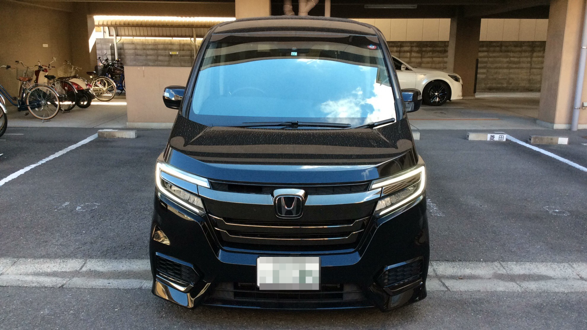 外装前方
