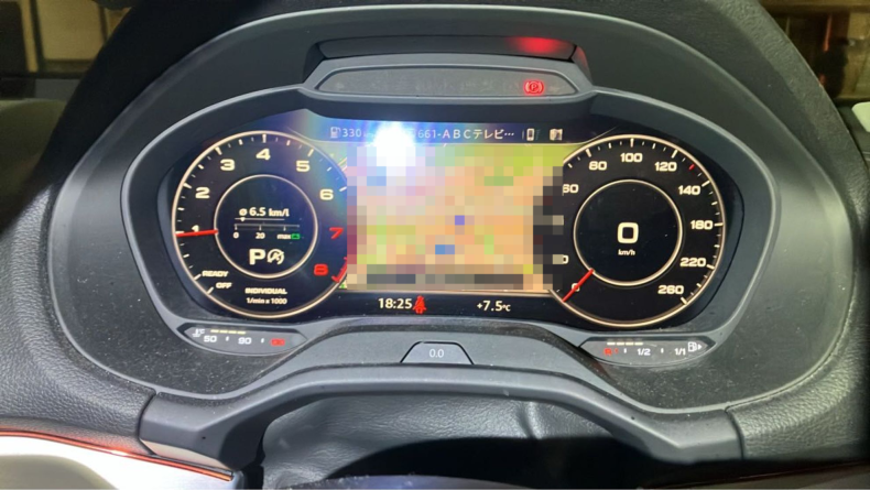 内装メーター
