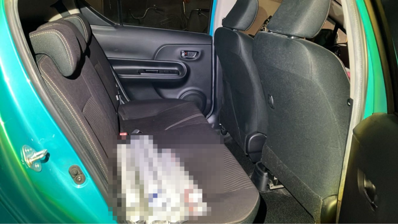 内装後方シート