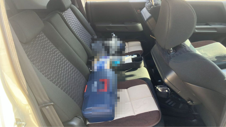 内装後方シート