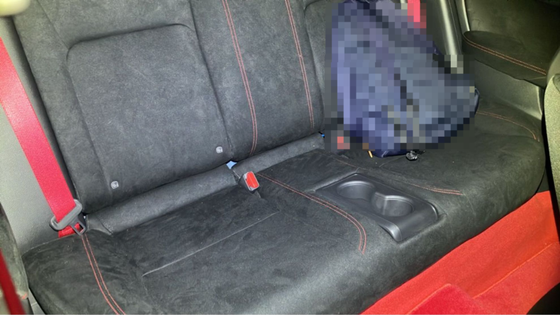 内装後方シート