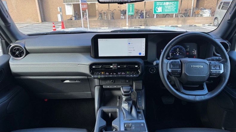 内装インパネ全体