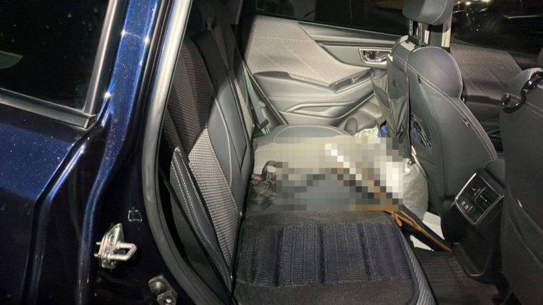 内装後方シート