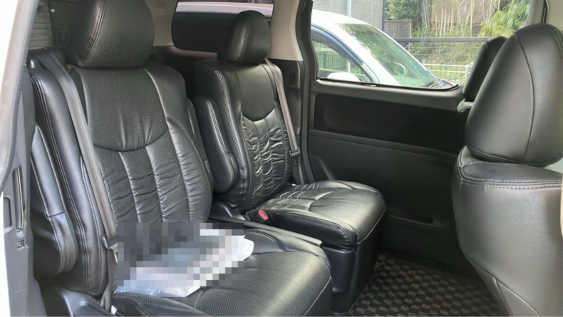 内装後方シート