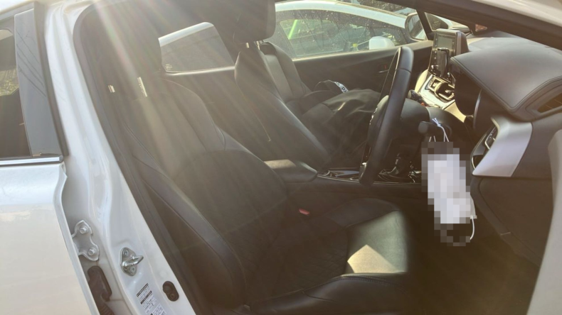 内装前方シート