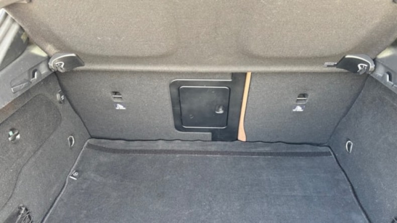 内装トランク