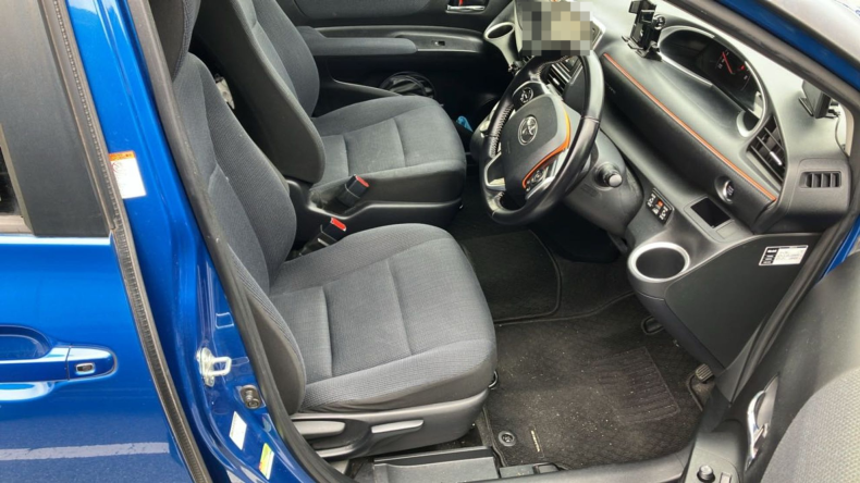 内装前方シート