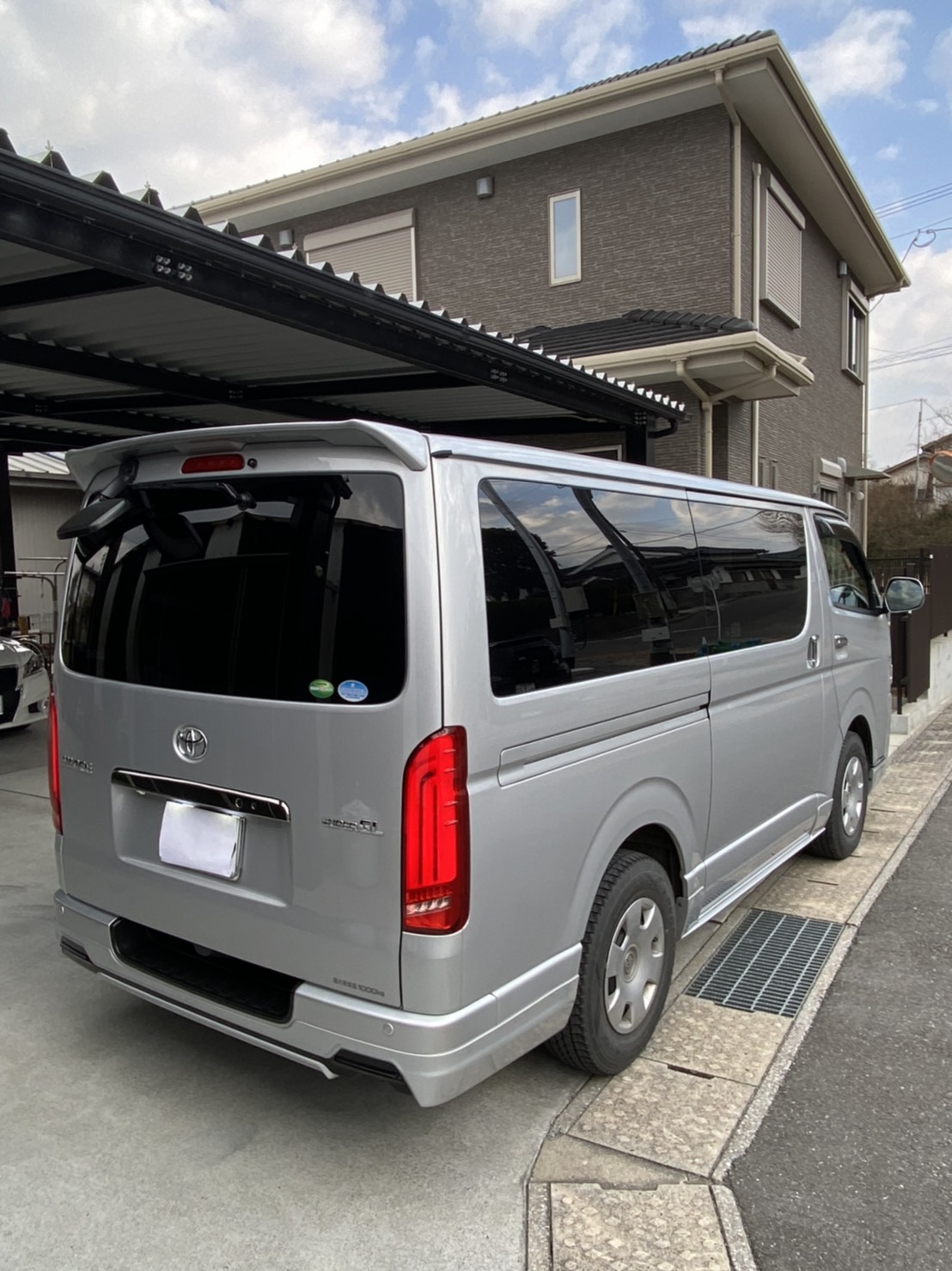 外装右