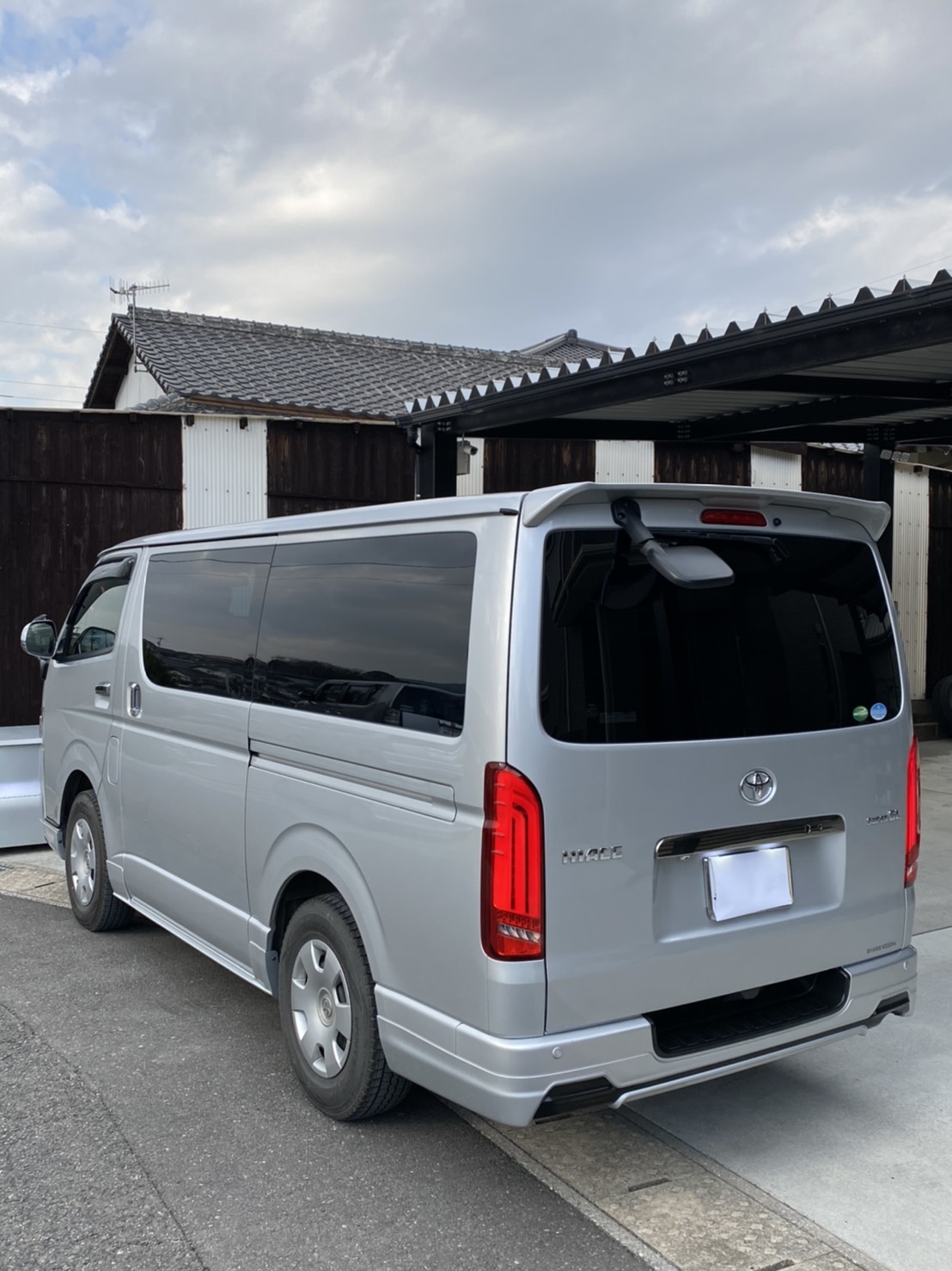 外装左後方