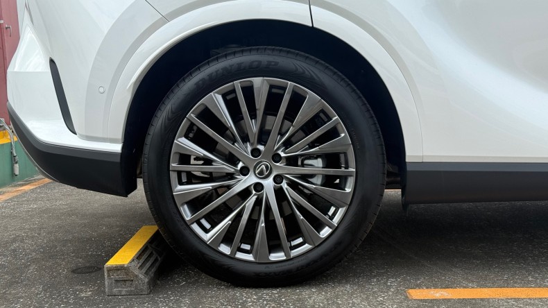 タイヤホイール後