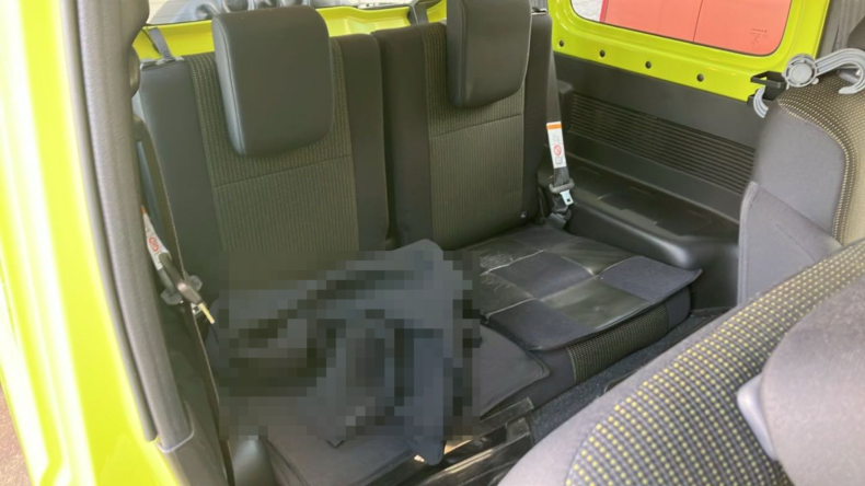 内装後方シート