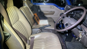 内装前方シート