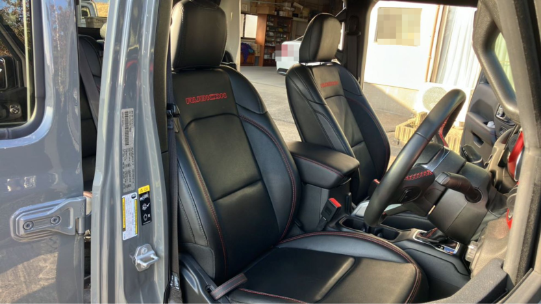 内装前方シート