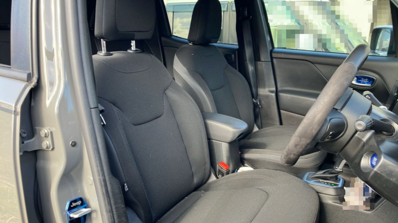 内装前方シート