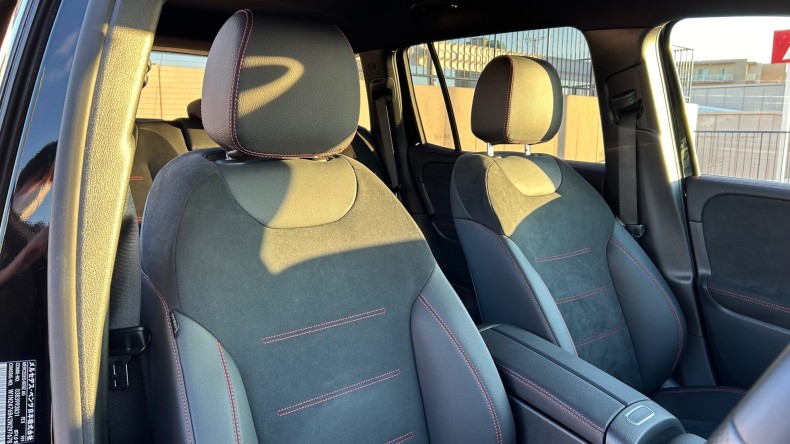 内装前方シート