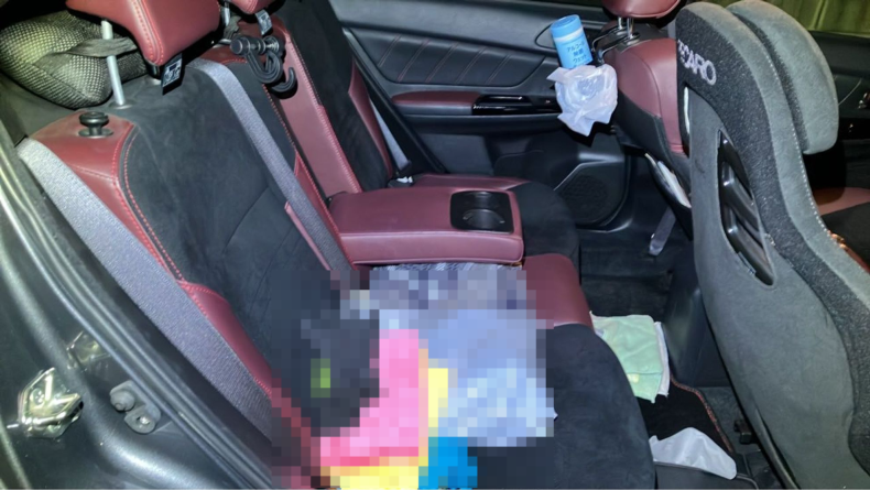 内装後方シート