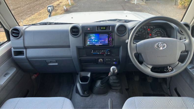 内装インパネ全体