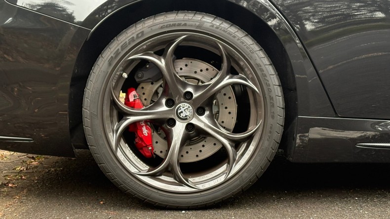 タイヤホイール後