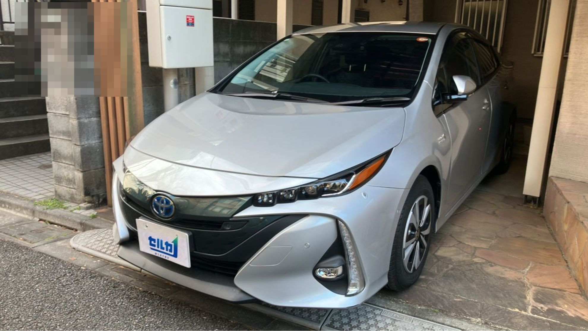 トヨタ プリウスＰＨＶの売買実績画像