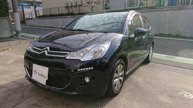 car_main_img