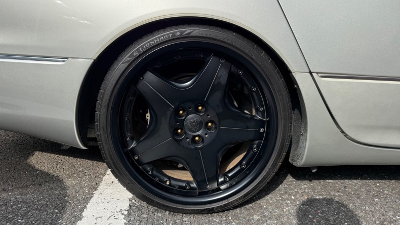 タイヤホイール後