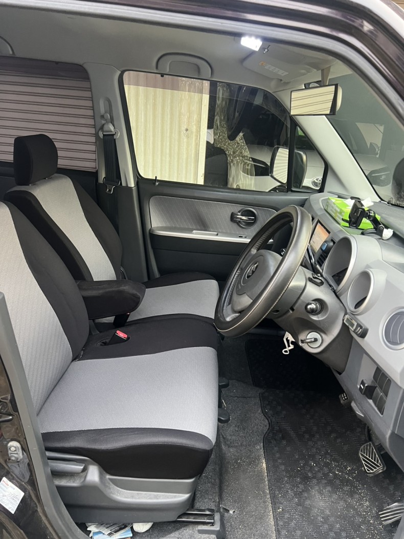 内装前方シート