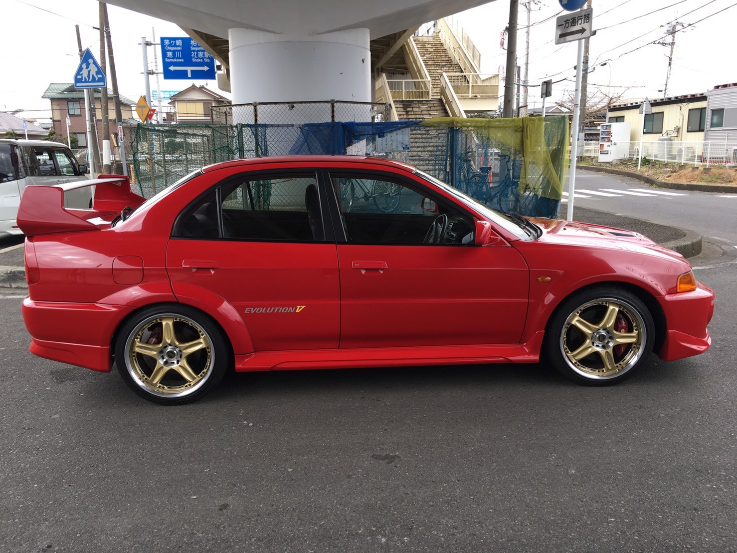 外装右