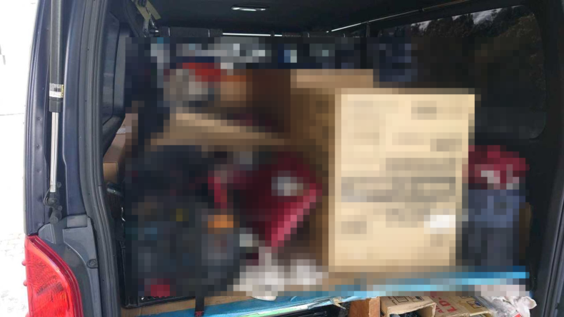 内装後方シート