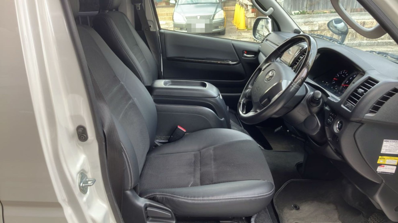 内装前方シート