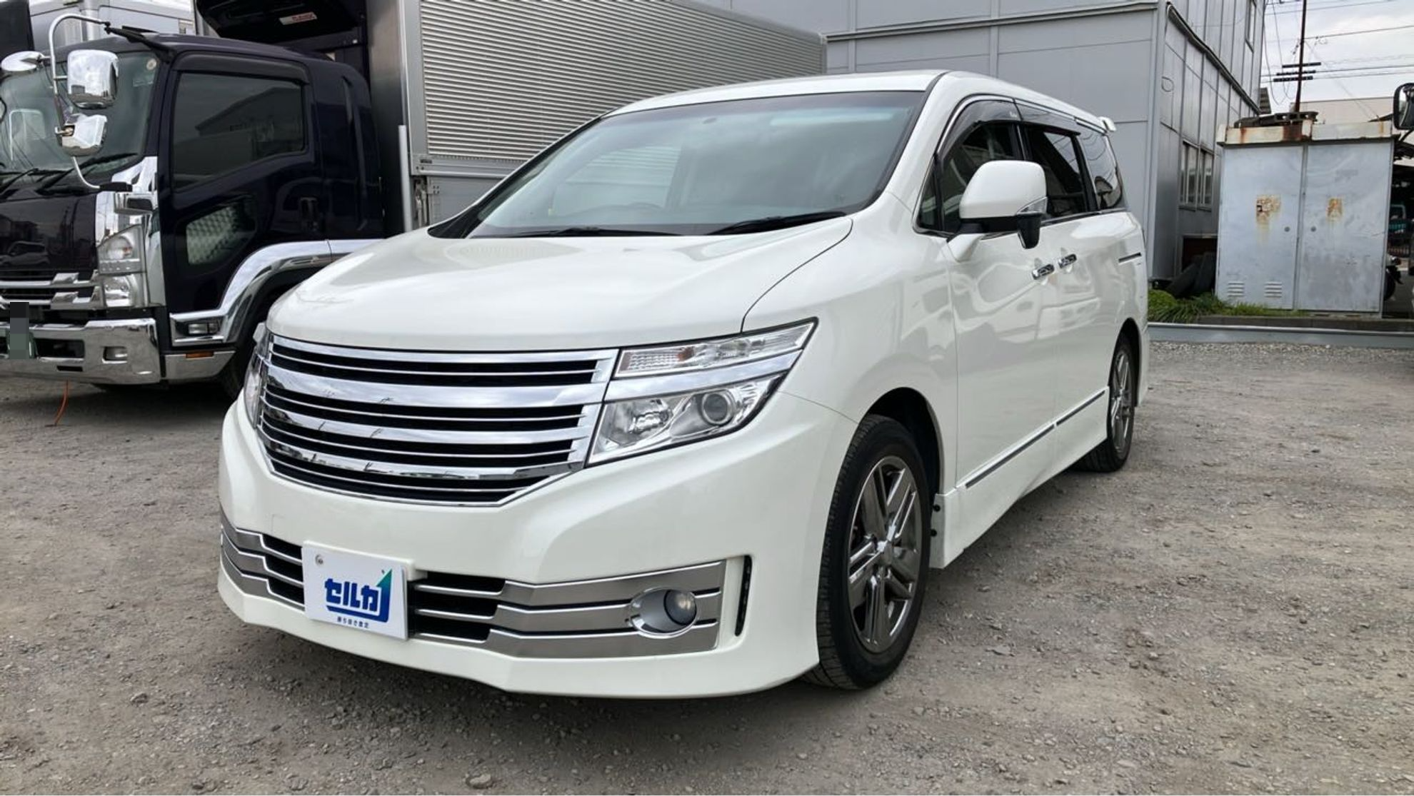 日産 エルグランドの売買実績画像