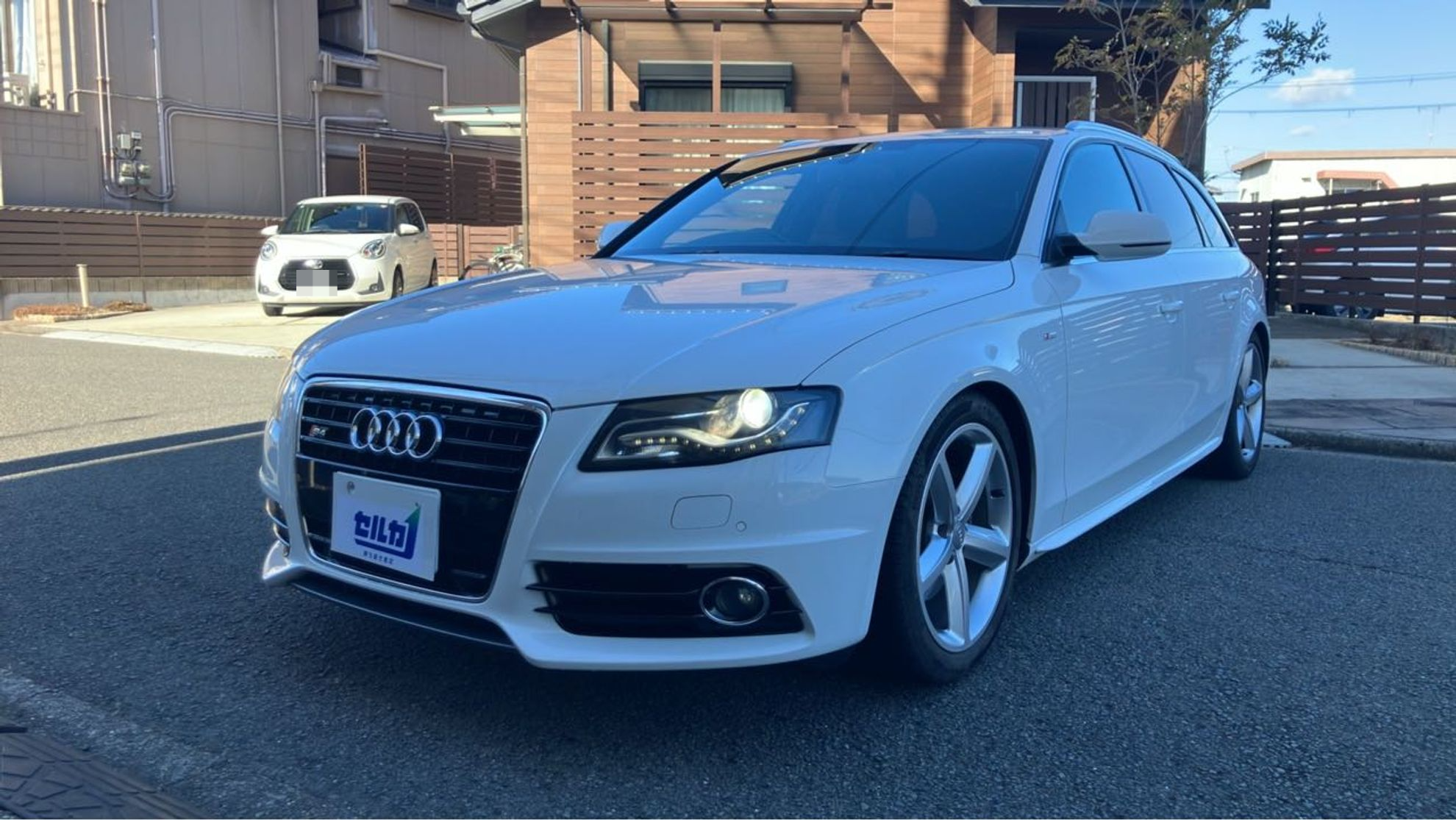 アウディ A4アバントの売買実績画像