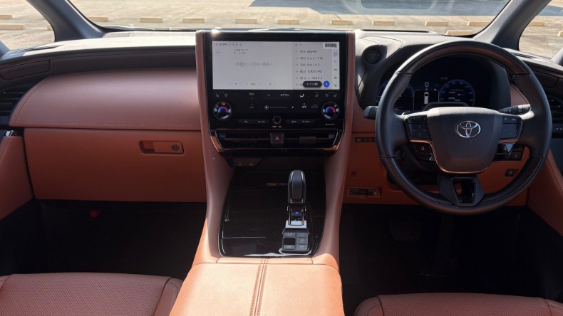 内装インパネ全体