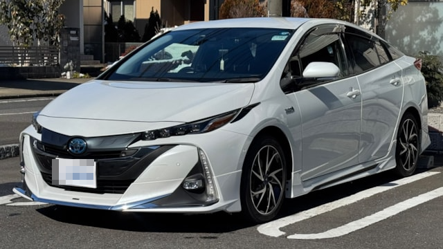 トヨタ プリウスＰＨＶの売買実績画像