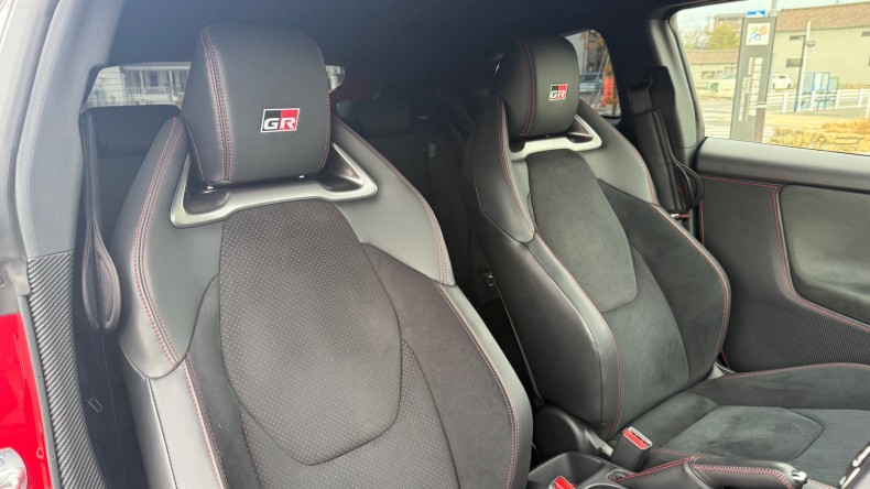 内装前方シート